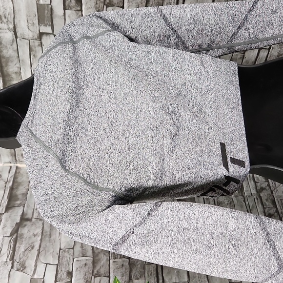 Arise by Echt Crop Sealmess - Picture 5 of 6